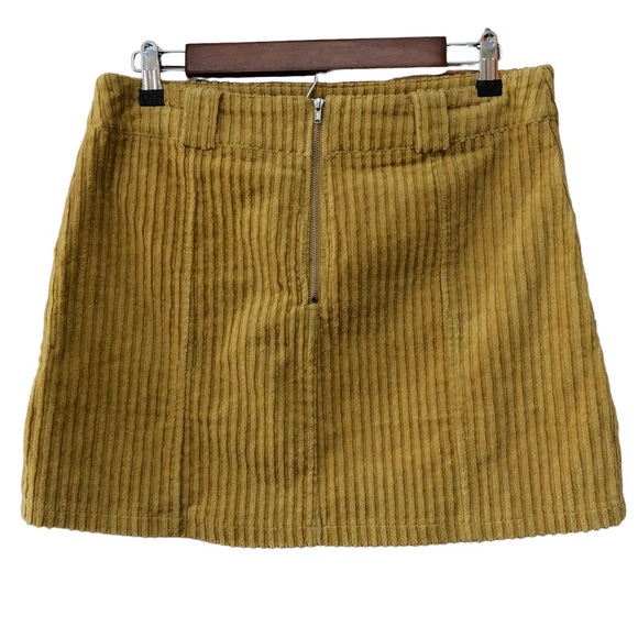 Sadie & Sage corduroy mini skirt, size L - Picture 2 of 5